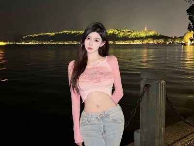 鹤鸣茶社，百年钟声中的茶香时光印记